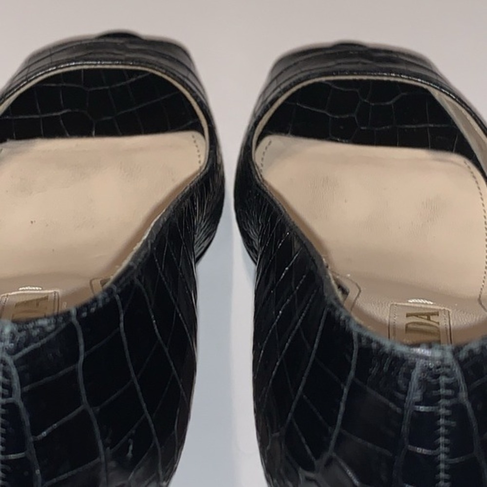 Vtg Prada Sz 36.5 Black Crocodile Embossed Leather Peep Toe Platform Pumps Heels - Picture 7 of 16
